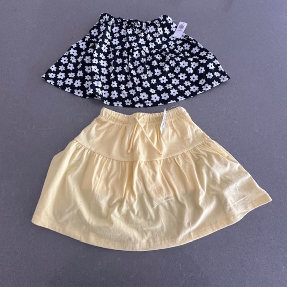 NWT-2 5T Navy Flower and Yellow Cotton Little Girl Shorts-New! Summer Toddler